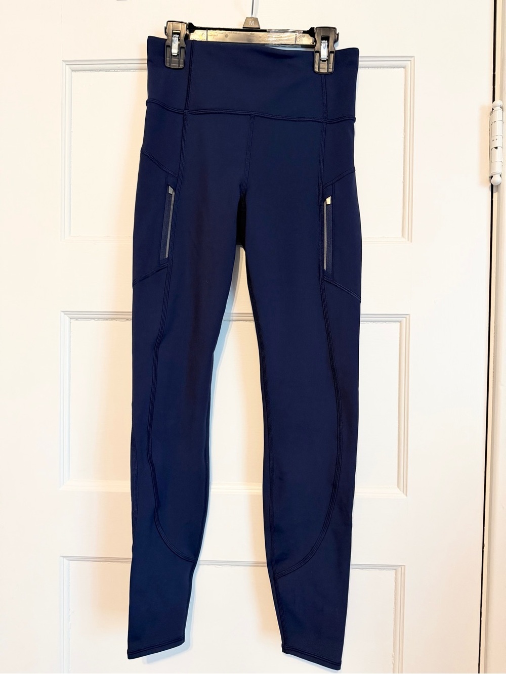 Athleta Rainier Tight Leggings Women’s XS Navy High Rise Fleece Lined Zip Pocket